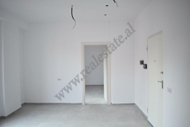 Office for rent in Kavaja street, near the Center of&nbsp;Tirana.
It is located on the first floor 